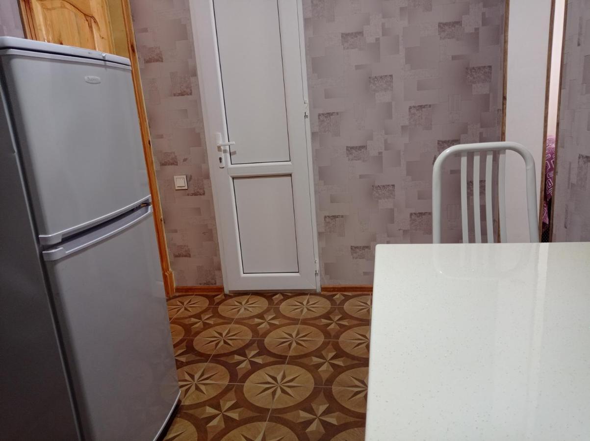 Bizim Ev Hostel Naftalan Eksteriør billede