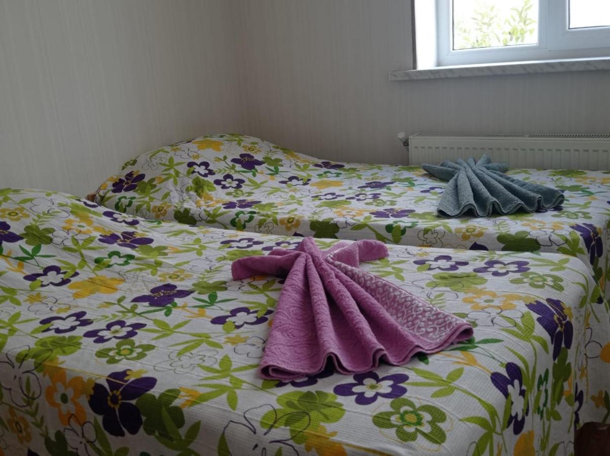 Bizim Ev Hostel Naftalan Eksteriør billede