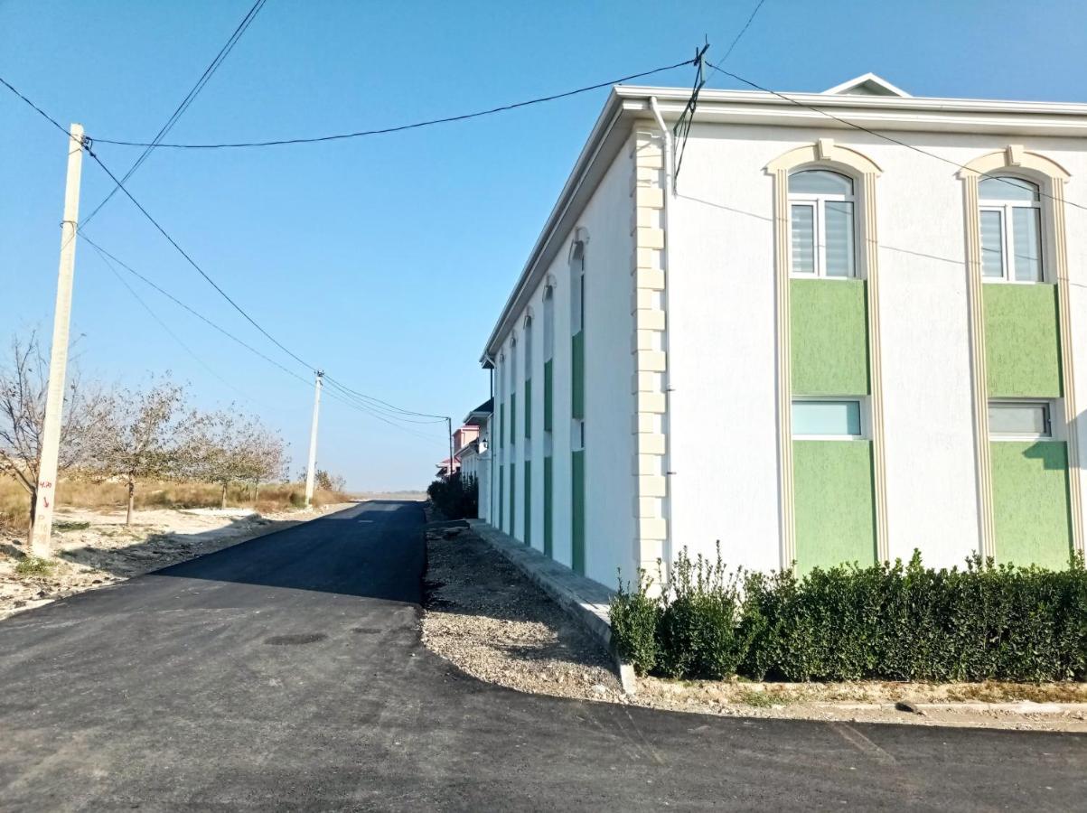 Bizim Ev Hostel Naftalan Eksteriør billede